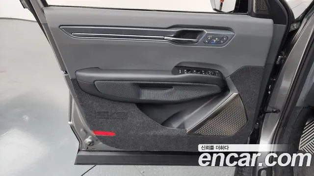 Kia EV9 — Фото автомобиля 24