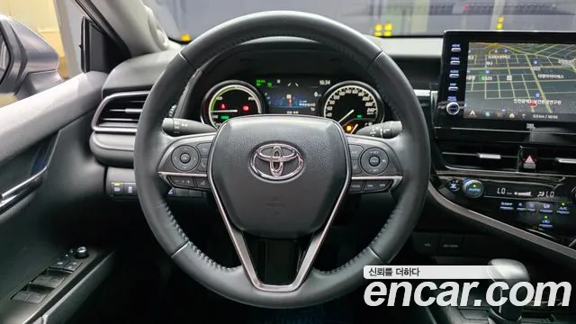 Toyota Camry — Фото автомобиля 11