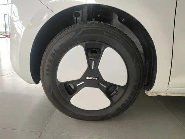 Changan Lumin — Фото автомобиля 22