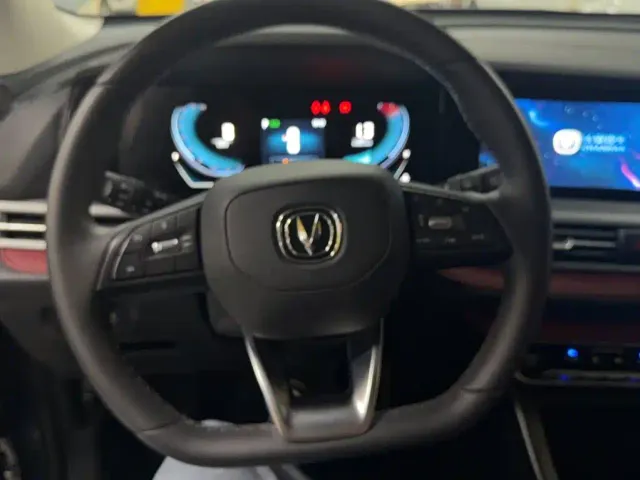 Changan CS55 Plus — Фото автомобиля 3