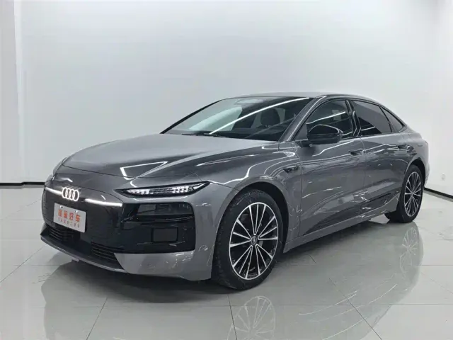 Фотография автомобиля — Audi A6L e-tron