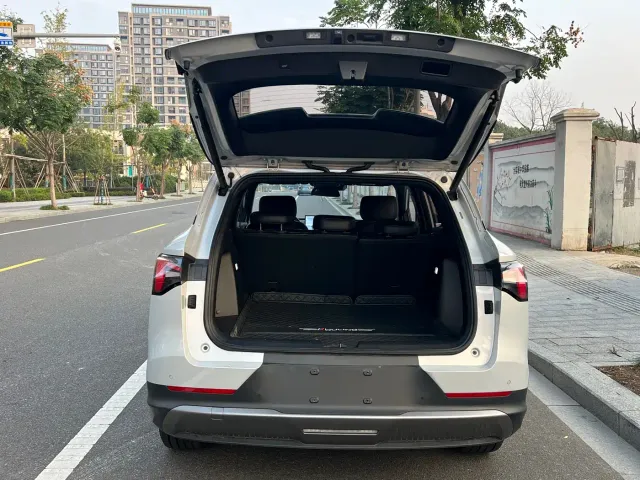 Wuling Starlight S — Фото автомобиля 20