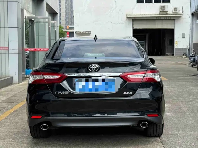Toyota Camry — Фото автомобиля 4