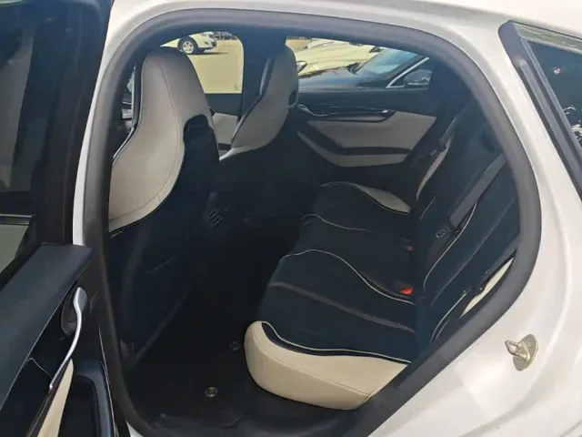 BYD Qin PLUS — Фото автомобиля 16