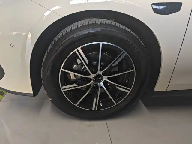 BYD Seal 06 — Фото автомобиля 22