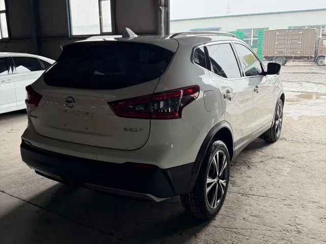 Nissan Qashqai — Фото автомобиля 18