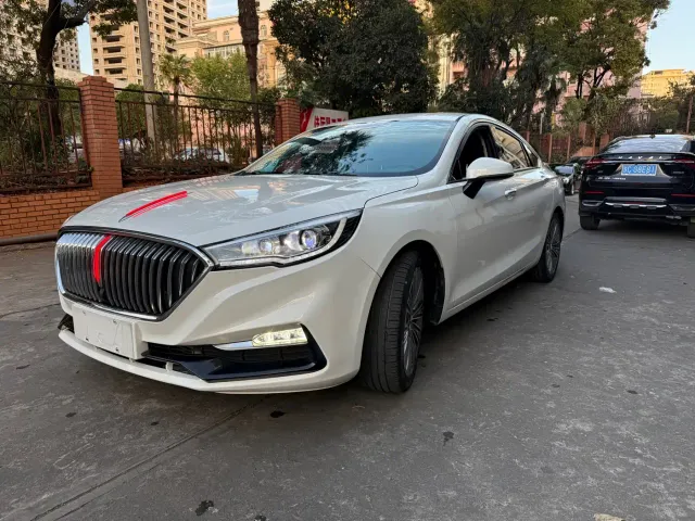 Фотография автомобиля — Hongqi H5