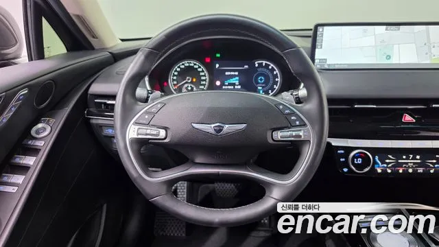 Genesis G80 Бензин 2.5 турбо AWD — Фото автомобиля 12