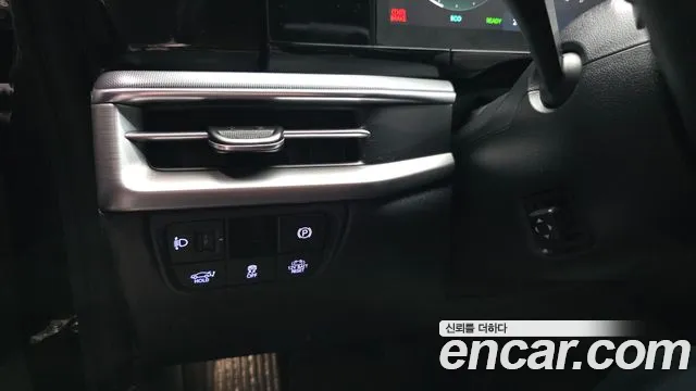Hyundai Grandeur GN7 — Фото автомобиля 30