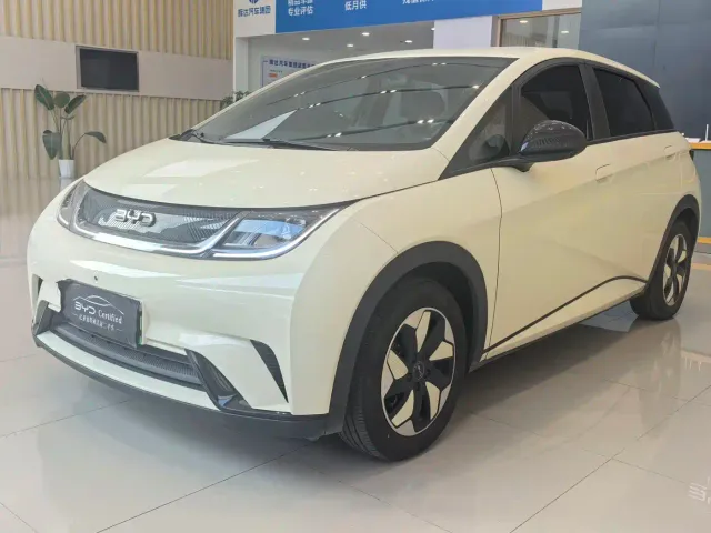 Фотография автомобиля — BYD Dolphin
