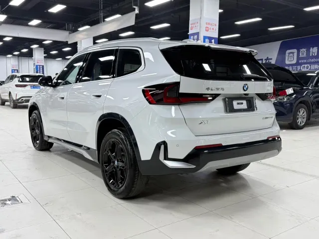 BMW X1 — Фото автомобиля 6
