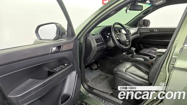 KG_Mobility_Ssangyong Rexton Новый Rexton Sport Khan Дизель 2.2 4WD — Фото автомобиля 8