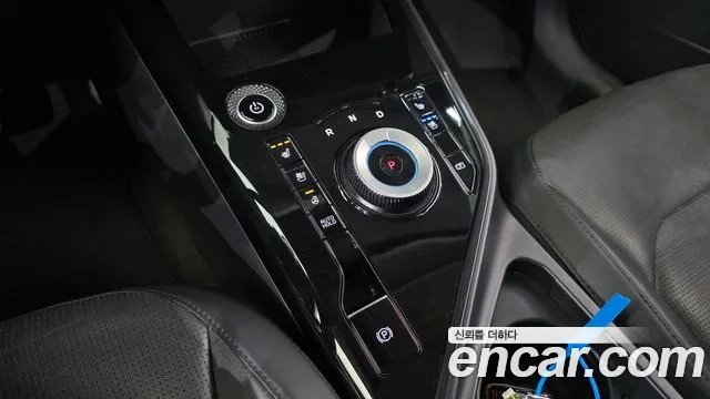 Kia Niro — Фото автомобиля 12