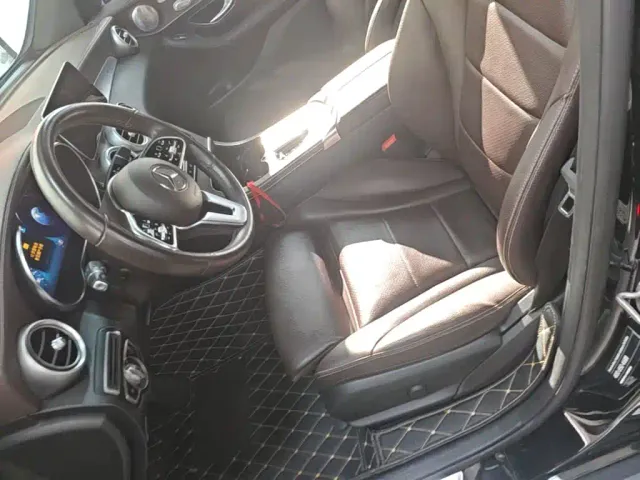 Mercedes-Benz GLC-Class — Фото автомобиля 14