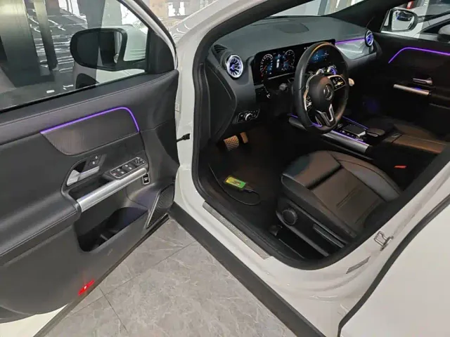 Mercedes-Benz GLA-Class — Фото автомобиля 15
