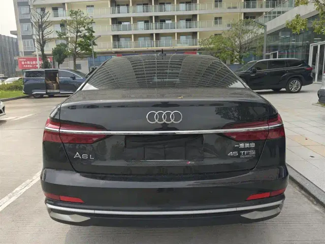 Audi Audi A6L 2024 45 TFSI quattro Premium Dynamic — Фото автомобиля 6