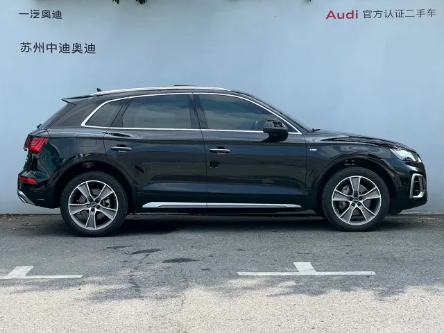 Audi Q5L — Фото автомобиля 3
