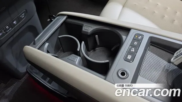 Kia EV9 — Фото автомобиля 9