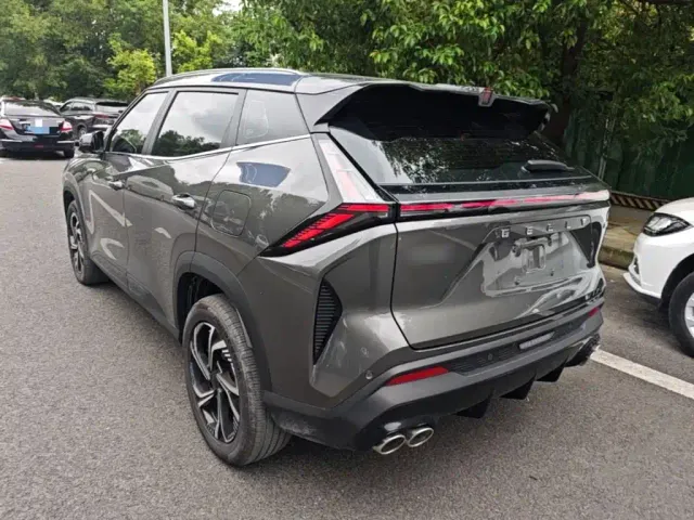 Geely Boyue — Фото автомобиля 4