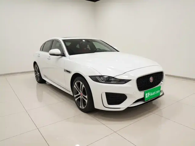Jaguar XEL — Фото автомобиля 3