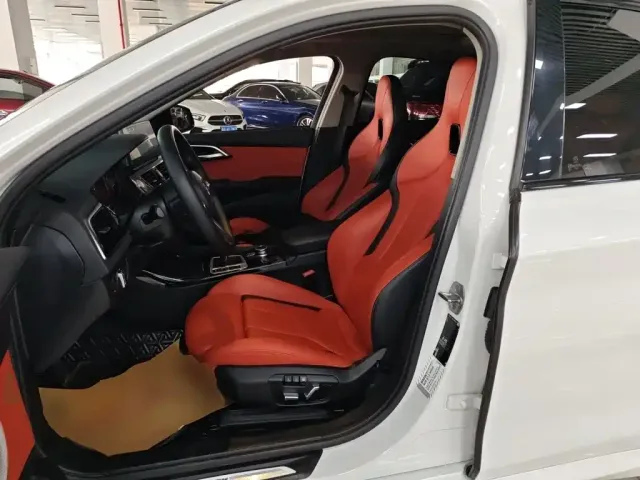 BMW 1 Series — Фото автомобиля 16