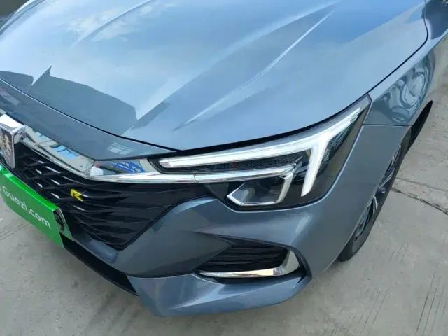 Roewe i6 MAX EV — Фото автомобиля 23