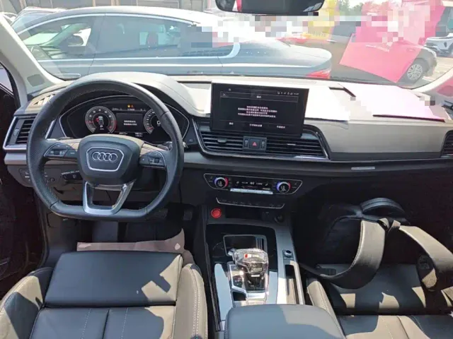 Audi Q5L — Фото автомобиля 9