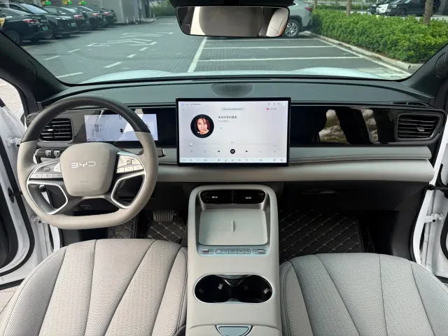 BYD Sealion 06 New Energy 2025 Model EV 520 Pilot Edition — Фото автомобиля 11