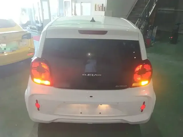 Roewe Kaiwei CLEVER 2021 302km New Four-Seat Super Edition — Фото автомобиля 5