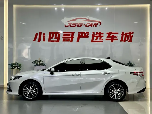 Toyota Camry — Фото автомобиля 5