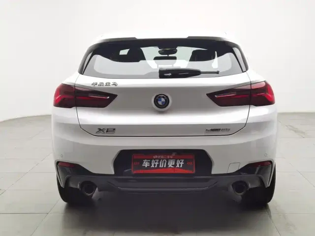 BMW X2 — Фото автомобиля 4