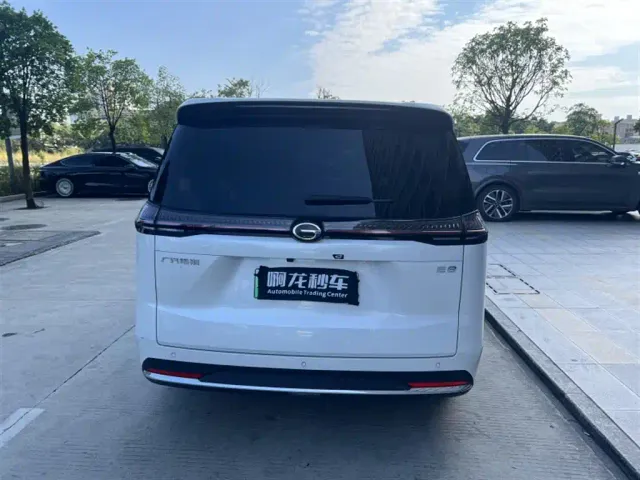 GAC Trumpchi E8 — Фото автомобиля 8