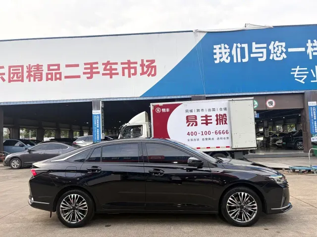 Dongfeng Yixuan MAX — Фото автомобиля 8