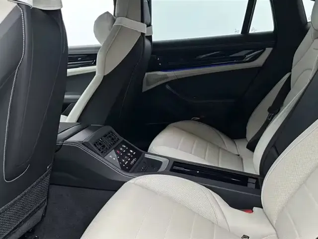 Porsche Panamera — Фото автомобиля 13