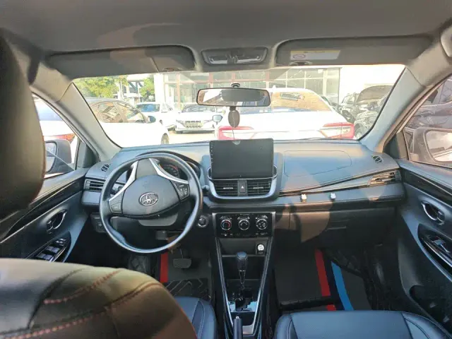 Toyota YARiS L Zhi Xuan — Фото автомобиля 7