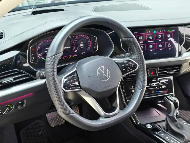 Volkswagen Passat — Фото автомобиля 13