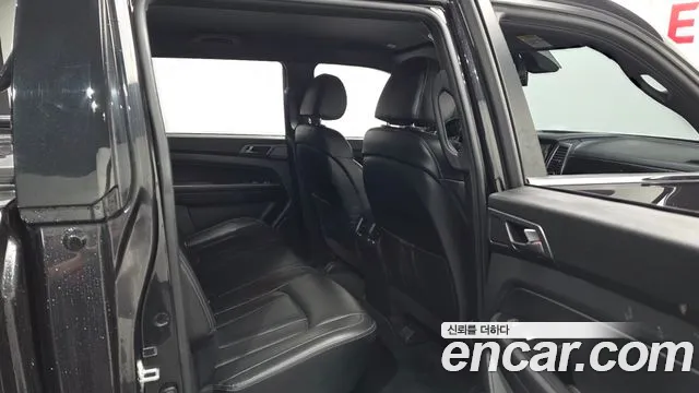 KG_Mobility_Ssangyong Rexton Новый Rexton Sport Дизель 2.2 4WD — Фото автомобиля 12