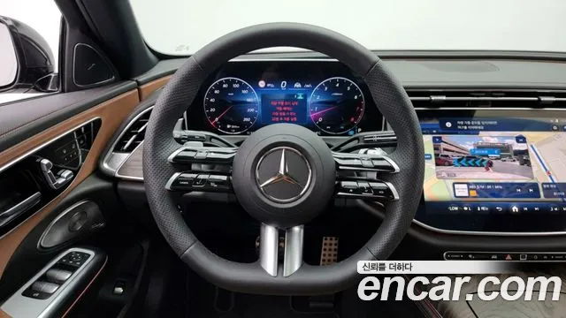 Mercedes-Benz E-Class — Фото автомобиля 5