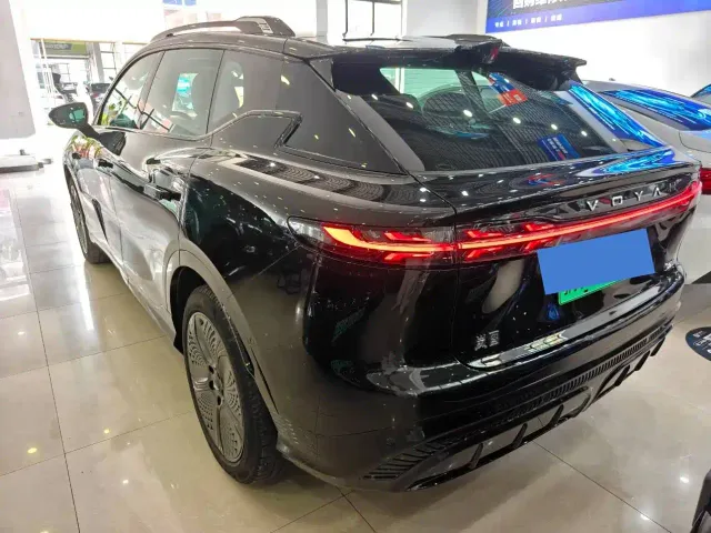 Voyah Auto Voyah Zhiyin 2024 4WD Global Edition — Фото автомобиля 8