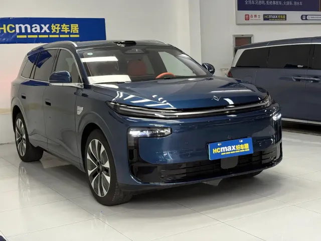 Dongfeng E8 M8 — Фото автомобиля 3