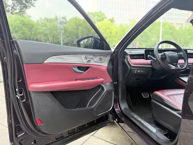 Jetour X70 Plus — Фото автомобиля 8