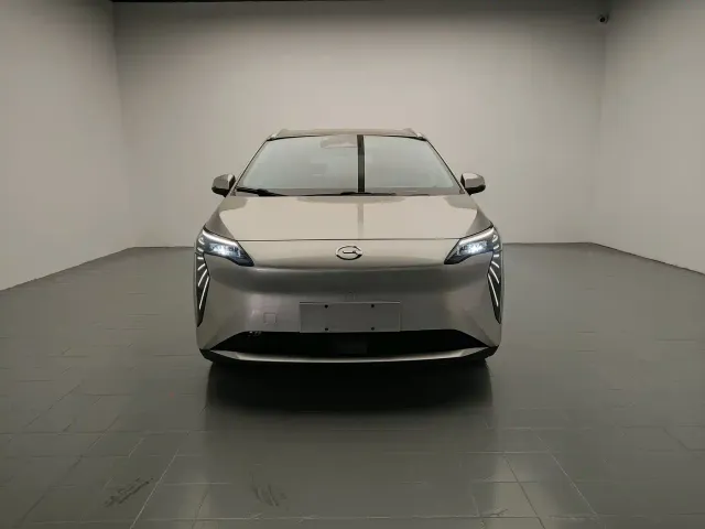 GAC Aion Y — Фото автомобиля 2