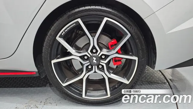 Hyundai Avante CN7 — Фото автомобиля 6