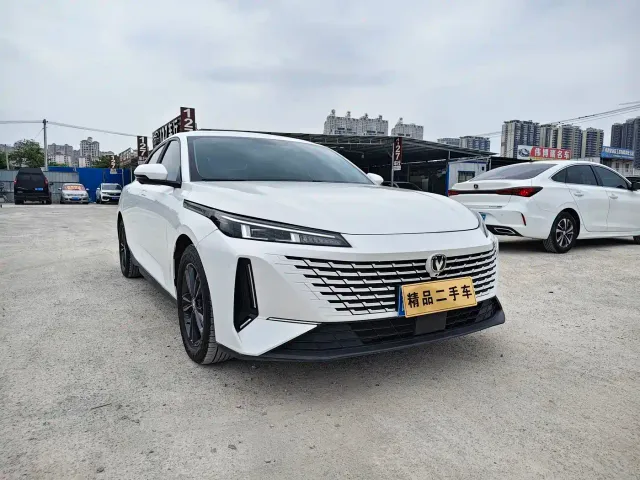 Фотография автомобиля — Changan Lamore