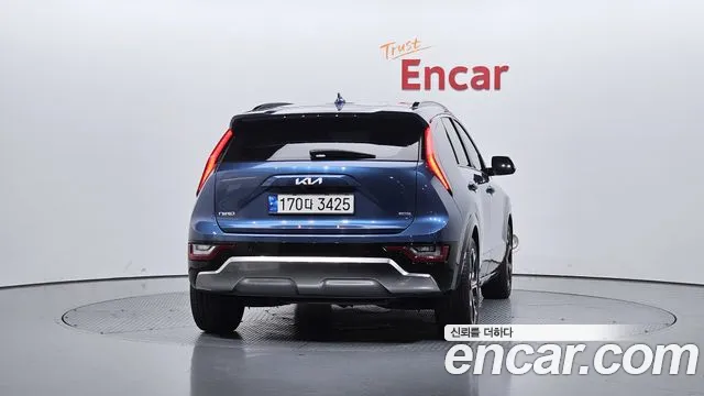 Kia Niro The All New Niro Signature — Фото автомобиля 4