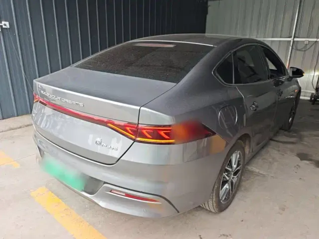 BYD Qin PLUS — Фото автомобиля 6