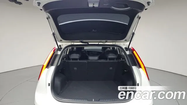 Kia Niro The All New Niro — Фото автомобиля 30