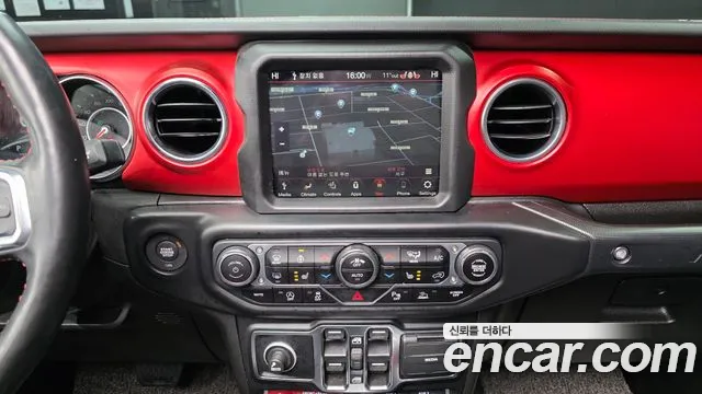 Jeep Wrangler Wrangler (JL) — Фото автомобиля 15