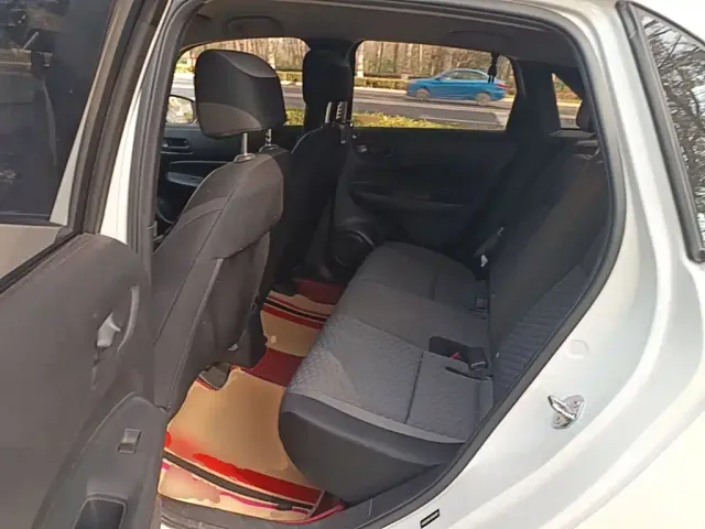Honda Fit — Фото автомобиля 16