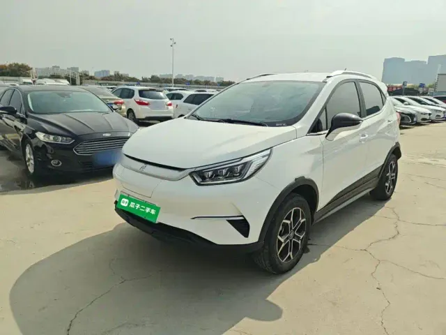 Фотография автомобиля — BYD Yuan Pro